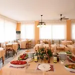 Riviera Hotel