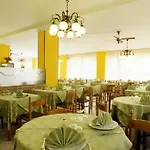 Riviera Hotel Celle Ligure