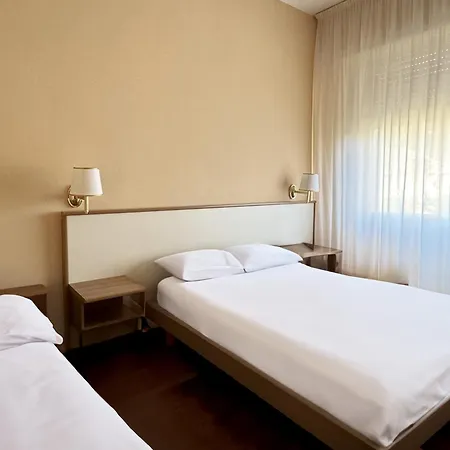 Riviera 3*