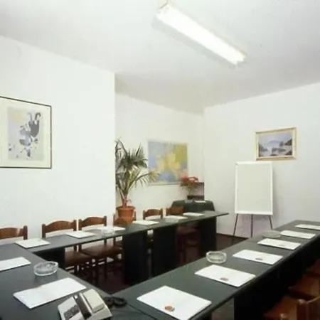 Hotell Riviera 3*