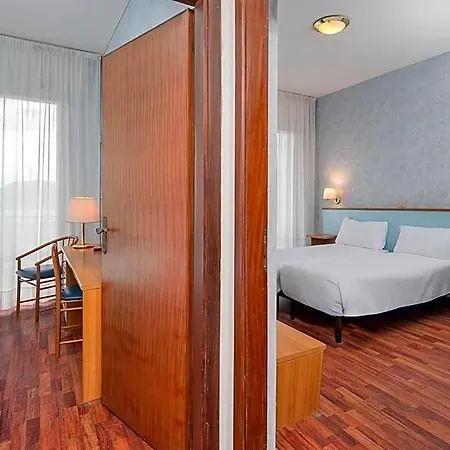 Riviera Hotell 3*