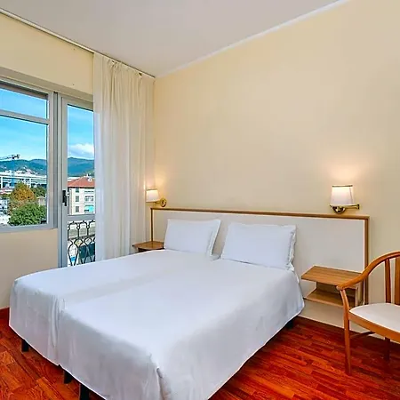 Riviera Hotell 3*