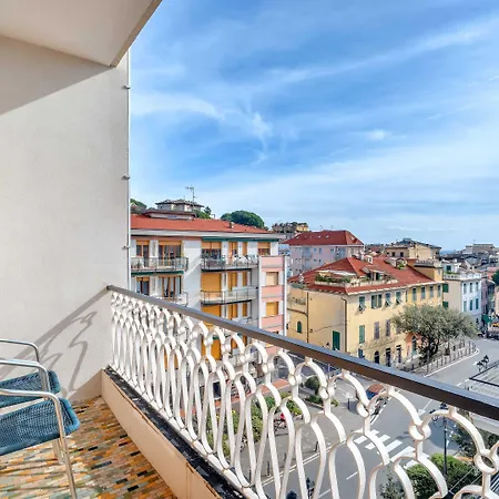 Riviera 3*