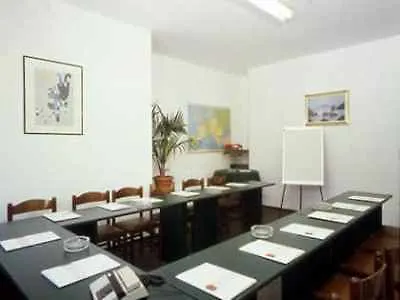 Riviera Hotell 3*