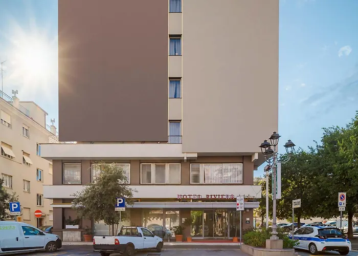 Riviera 3*